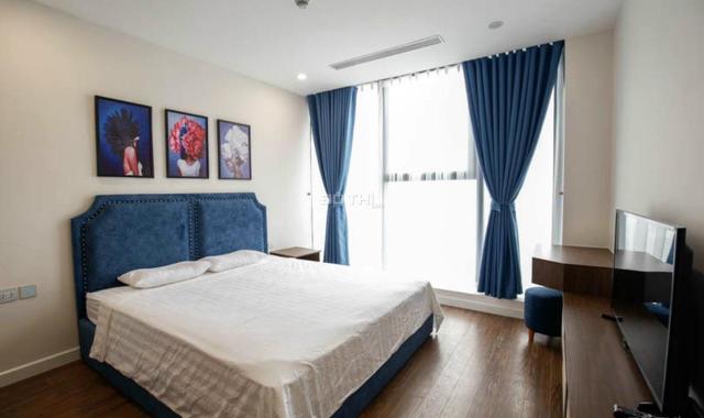 Cho thuê căn hộ 3pn đầy đủ nội thất sang trọng view Hồ Tây tòa S2 chung cư Sun Grand City Thụy Khuê