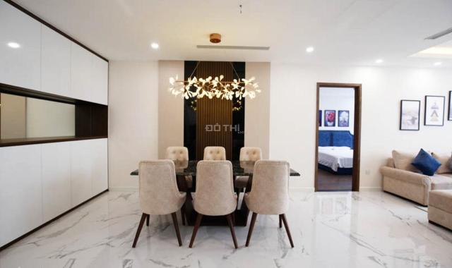 Cho thuê căn hộ 3pn đầy đủ nội thất sang trọng view Hồ Tây tòa S2 chung cư Sun Grand City Thụy Khuê