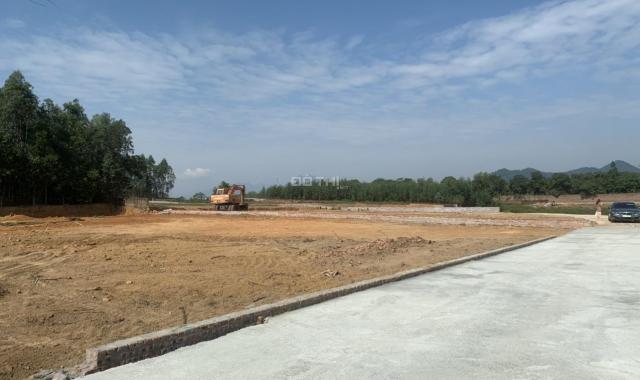 Bán thửa đất gần 2000m2 mặt tiền trên 30m, cạnh sân golf Minh Trí
