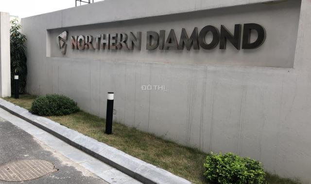 Bán căn 3PN, 99.4m2, hướng Đông Nam toà Northern Diamond Long Biên, view Aeon Mall, giá 2,9 tỷ