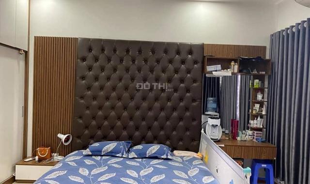 Bán tòa nhà 8 tầng thang máy, Trần Đăng Ninh, 82m2, MT 6,2m giá 55 tỷ