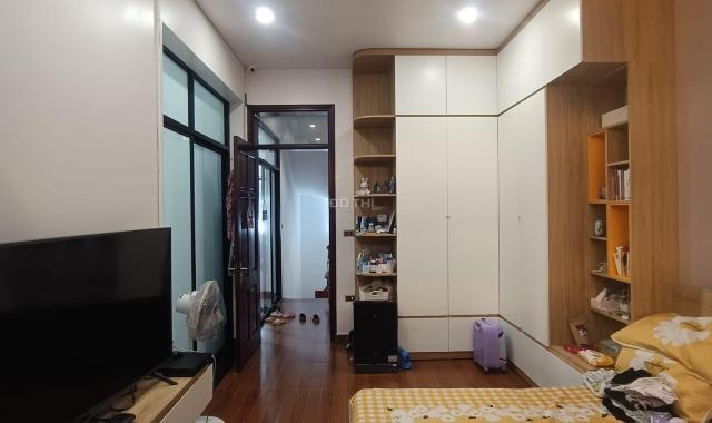 Bán nhà mặt phố Nhân Hòa - Thanh Xuân 70m2 x 5 tầng, MT 4m. Giá 13.5 tỷ có TL