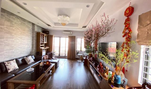 Chỉ hơn 3 tỷ có ngay nhà mới Nguyễn Sơn - Long Biên. Nhà mới 5 tầng cực đẹp, tiện ích đỉnh ở luôn
