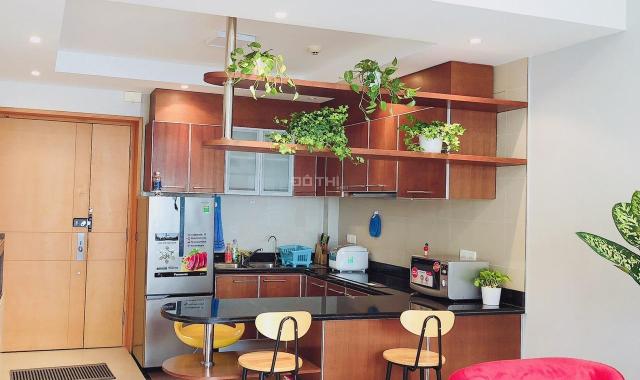 Bán căn hộ chung cư Saigon Pearl, 2 phòng ngủ, thiết kế bếp mở hiện đại giá 4.9 tỷ/căn