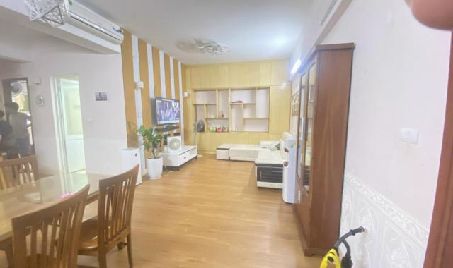 Chuyển nhà, bán nhanh CH Ngoại Giao Đoàn, 81m2, 3PN, 2.4 tỷ, LH ngay 0984795111