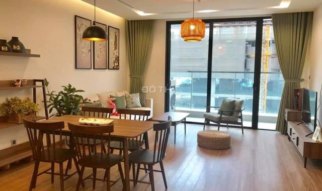 Cho thuê CHCC cao cấp Vinhomes Metropolis Liễu Giai, 3PN đủ nội thất