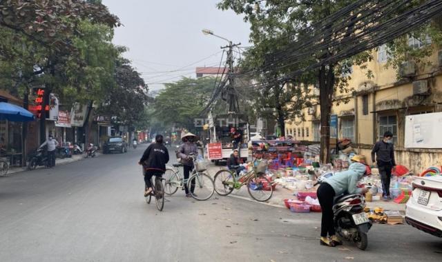 Bán đất Lê Trọng Tấn Hà Đông 38 m2 lô góc 3 mặt thoáng, ngõ ô tô tránh giá chỉ nhỉnh 2 tỷ