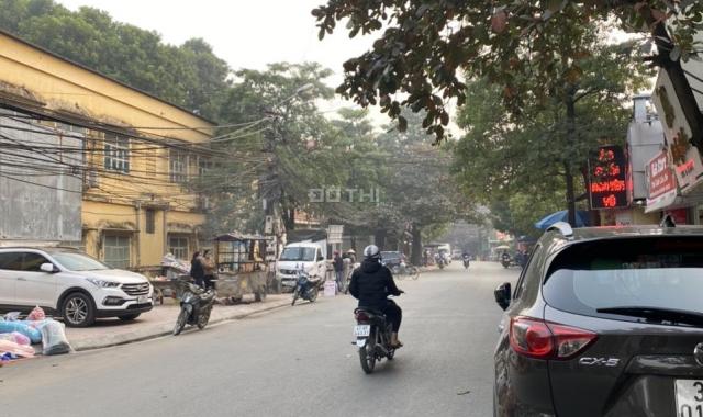 Bán đất Lê Trọng Tấn Hà Đông 38 m2 lô góc 3 mặt thoáng, ngõ ô tô tránh giá chỉ nhỉnh 2 tỷ