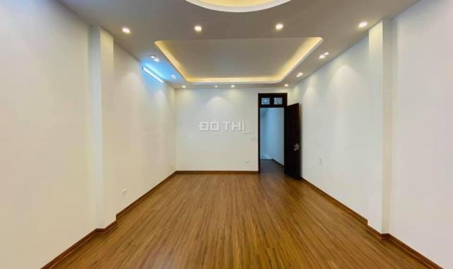 Bán mặt phố Trường Chinh - Kinh doanh - Thang máy - DT 60m2, 7 tầng