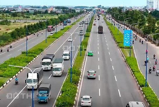 Nhà phố 5x30m, MT Đường 62m, KD làm văn phòng ngay, SHR chính chủ