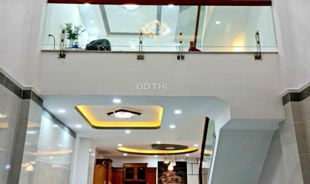 Siêu đẹp Nơ Trang Long, 5 tầng đúc, 4.2x17m, xe 7 chỗ ngủ trong nhà, 10 tỷ, LH 0937572180