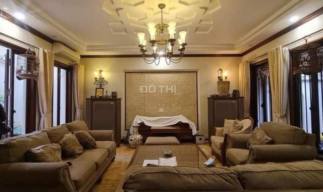 Bán nhà 40m2 5T phố Ngọc Lâm Long Biên nhỉnh 3,6 tỷ, ô tô, KD