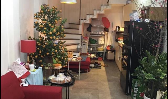 Bán nhà đẹp ngõ 278 Nghi Tàm, TH giá 4,1 tỷ, 40m2x4T, ngõ nông, ở luôn