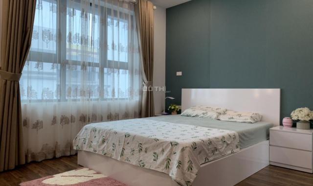 Chính chủ bán căn 3PN, DT 104m2 sử dụng, đầy đủ nội thất chung cư Goldmark City Mỹ Đình giá 3 tỷ