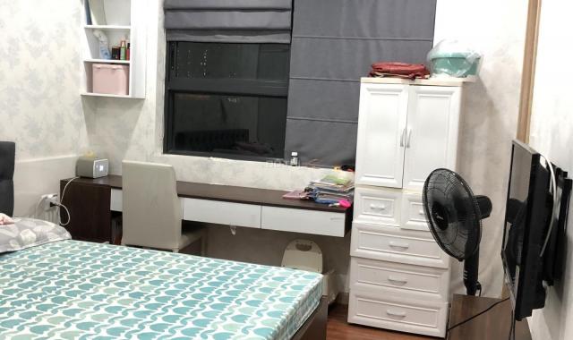 Chủ nhà bán căn 2 ngủ ban công Đông Nam full nội thất có sổ ở Mon City: 0915867693