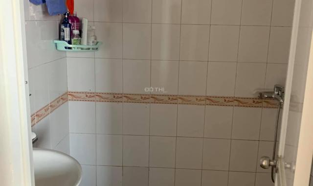 Bán gấp nhà MP Hồng Mai, giá 4,2 tỷ, 20m2, lô góc, KD tốt