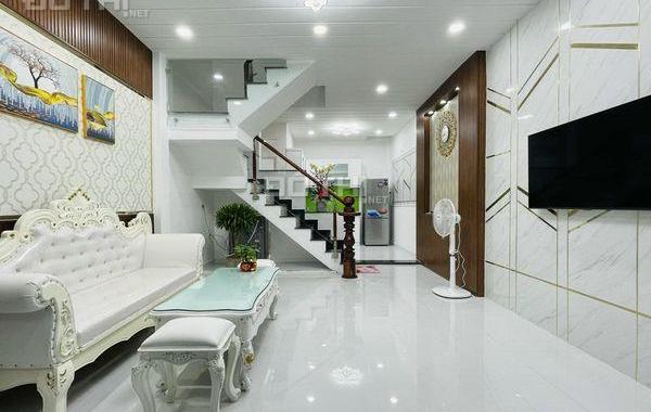 Hiếm, nhà Nguyễn Kiệm, 3 tầng, 4 phòng ngủ, ngang 5m giá chỉ 3,5 tỷ