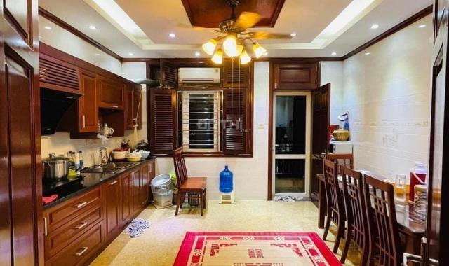 Bán nhà mặt phố Trần Xuân Soạn, 305m2, MT 9.8m, giá 150 tỷ