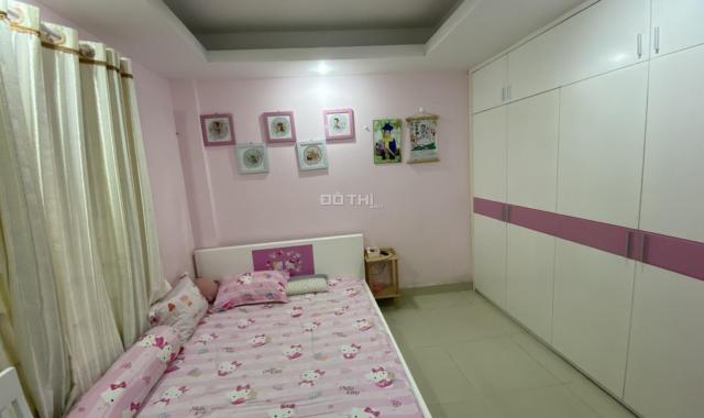 Cần bán căn hộ 83m2 tại đường Tân Vĩnh, Phường 6, Quận 4, Hồ Chí Minh