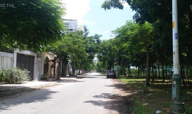 Bán đất đường Nguyễn Duy Trinh khu Đông Thủ Thiêm gần chợ (240m2) 80 triệu/m2