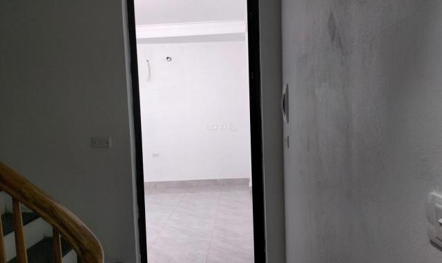 Chỉ 2.6 tỷ có ngay nhà Yên Xá 30m2 5T cách 20m ô tô đỗ