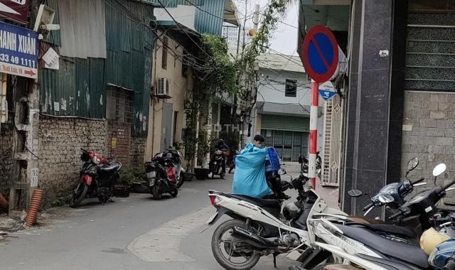 Mặt phố Nguyễn Xiển giá rẻ bất ngờ cách ngã tư Nguyễn Trãi hơn trăm mét đường 50m hè 10m
