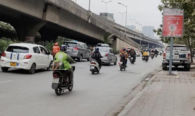 Mặt phố Nguyễn Xiển giá rẻ bất ngờ cách ngã tư Nguyễn Trãi hơn trăm mét đường 50m hè 10m