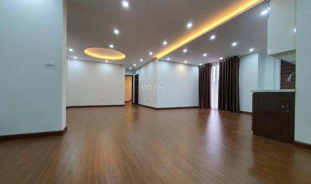 Bán căn hộ chung cư C4 Đỗ Nhuận căn 121m2 3pn view công viên Hoà Bình nhà sửa đẹp nội thất cơ bản