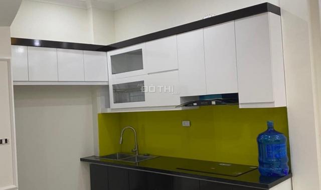 Bán nhà Nguyễn Sơn, khu vip, mới đẹp, 32m2