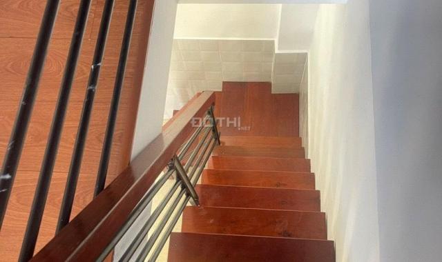 Chốt nhanh 2 tỷ 780 triệu, nhà Phan Xích Long, P7, Phú Nhuận. DT: 17m2, 2 lầu