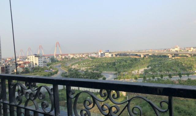 Căn hộ 2PN 82m2 2WC view Cầu Nhật Tân dự án Sunshine Riverside, giá: 3,2 tỷ bao phí