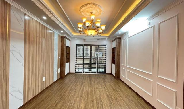 Bán siêu phẩm Vương Thừa Vũ 52m2 6 tầng thang máy 11.2 tỷ - Gara ô tô kinh doanh