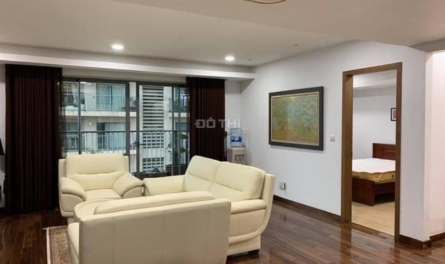 Chính chủ cho thuê căn hộ 160m2, 3 phòng ngủ tòa nhà Vincom Bà Triệu, đầy đủ nội thất như ảnh