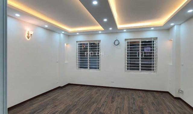 Bán gấp trước tết Kim Mã, TT Ba Đình, 40m2 4T, MT đẹp 5,3m giá nhỉnh 3 tỷ