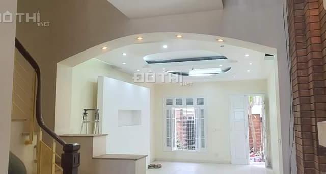 Hiếm quá bán nhà - chợ - ôtô tránh - kinh doanh - 105m2 - 11,5 tỷ Ngọc Thụy Long Biên