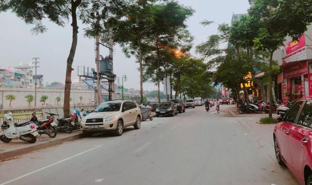 Văn phòng 30m2 giá rẻ 5,5 tr/tháng mặt phố Nguyễn Khánh Toàn, tòa VP đủ tiện ích