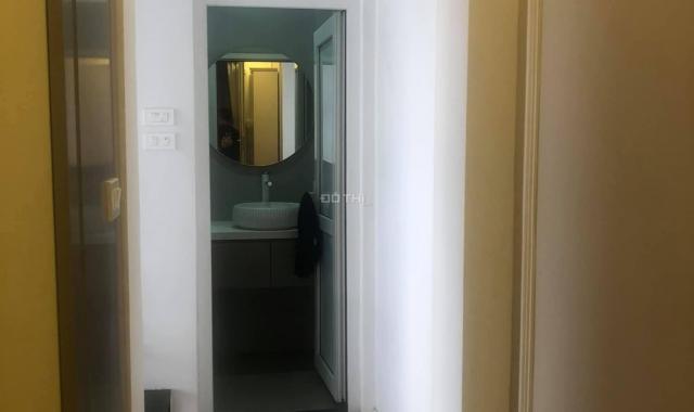 Cần bán nhà mặt ngõ Lương Yên, 6 tỷ, 37m2x4T, ô tô đỗ