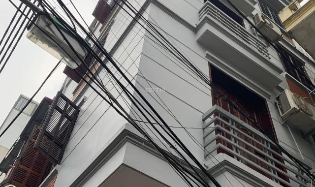 Siêu phẩm mặt ngõ Nghi Tàm, giá 5,5 tỷ, 40m2x6T, lô góc ảnh thật 2 mặt tiền đẹp, KD được