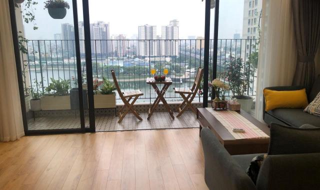 Bán căn góc C6 đẹp nhất Vinhomes D'Capitale 100m2, 3PN; Ban công Đông Nam view hồ & công viên