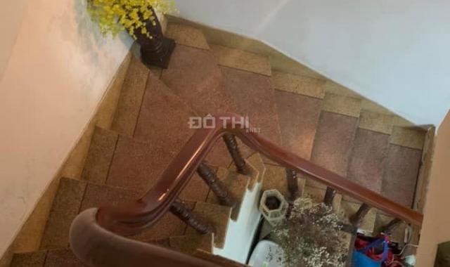 Bán gấp nhà mặt ngõ Lò Đúc, 4,85 tỷ, 50m2x4T, ngõ thông, có sân