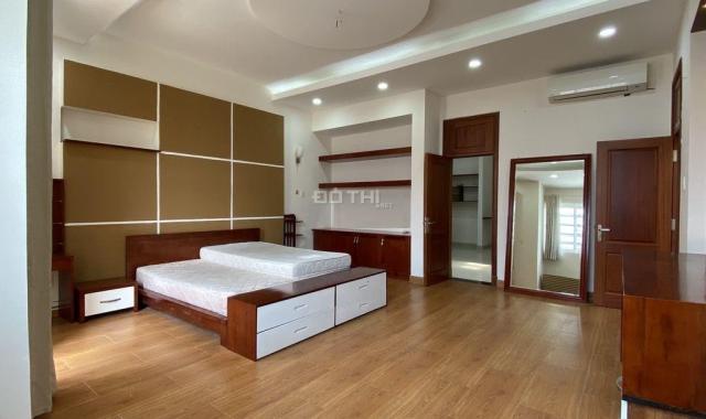 Cho thuê villa Trần Não hầm 3 lầu 10 phòng - giá 80 triệu