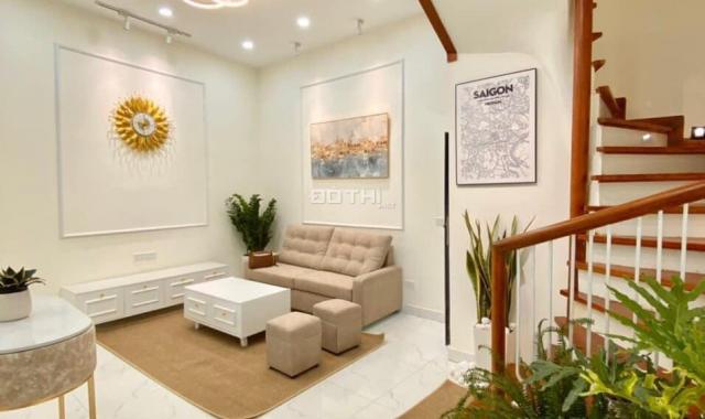 Tôi cần bán nhà đẹp MP Phó Đức Chính, BĐ giá 5,9 tỷ, 23m2x6T, ở luôn