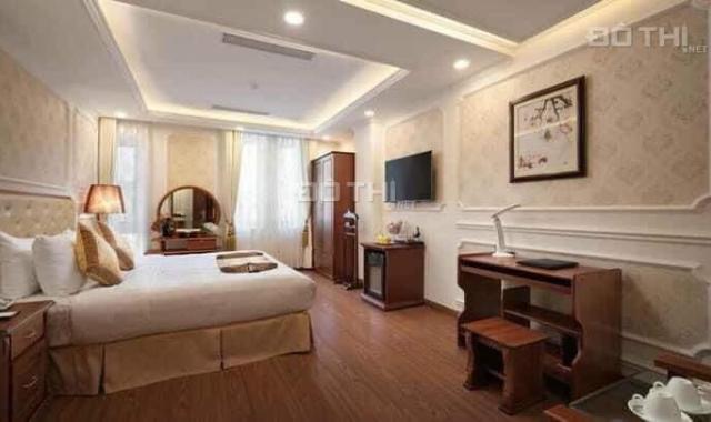 Khách sạn tiêu chuẩn 4 sao - trung tâm Hoàn Kiếm - Mặt phố vip - 13 tầng - gần 100 phòng