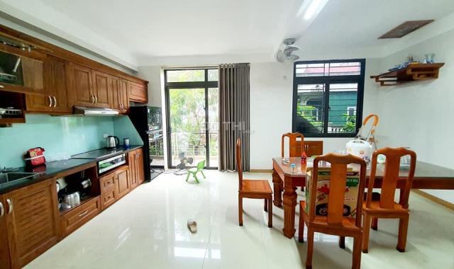 P/Lô Tam Trinh hiếm nhà bán, ở sướng, ô tô tránh, KD tốt, 90m2, 17 tỷ