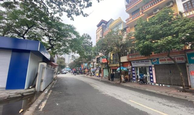 Giá đầu tư - Nhà mặt phố Ngô Gia Khảm Long Biên 215m2 - MT 7.5m - lô góc - vỉa hè - Kd 32.5 tỷ