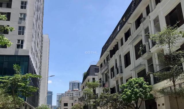 Bán nhà ngõ ô tô tránh phố Nguyên Hồng Đống Đa, 86m2, 8 tầng, lô góc, MT 12m, giá 35 tỷ