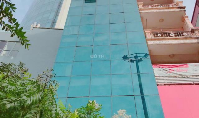 Cho thuê văn phòng 30 - 45m2 tại mặt phố số 146 Hoàng Quốc Việt, gần ngã tư HQV, view kính cực đẹp