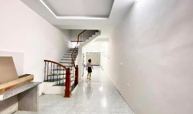 Bán nhà mặt Phố Vọng, kinh doanh sần uất, thang máy, DT 56m2, 7 tầng, giá 19 tỷ