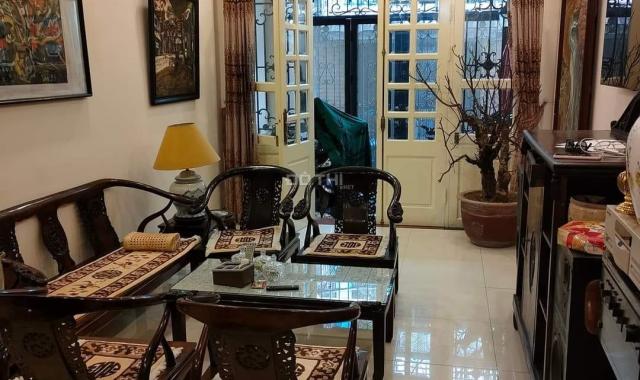 Bán gấp nhà ngõ 6 Đội Nhân, giá 6.8 tỷ 40m2x4T, ô tô vào, ngõ thông