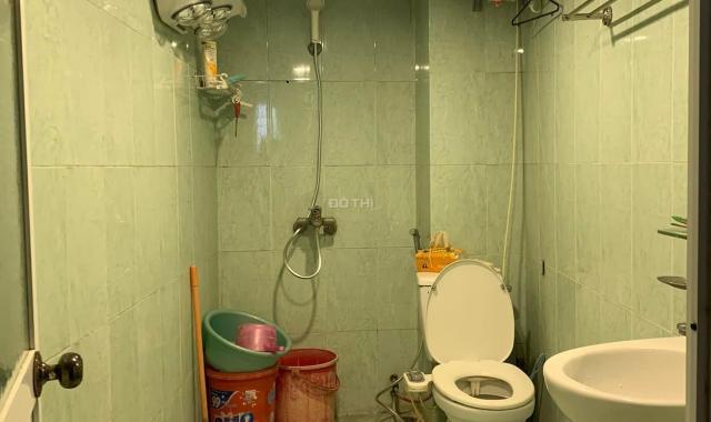 Gấp bán luôn nhà đầu ngõ Nghi Tàm, giá 4.8 tỷ, 35m2x4T, mặt ngõ, mới đẹp